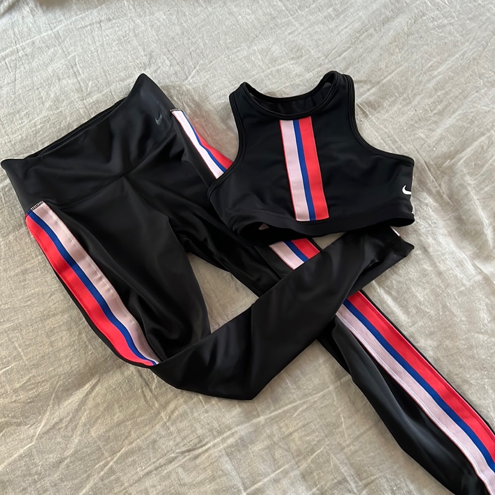 Womens Nike Dri Fit Workout Set-Sports Bra & Leggings